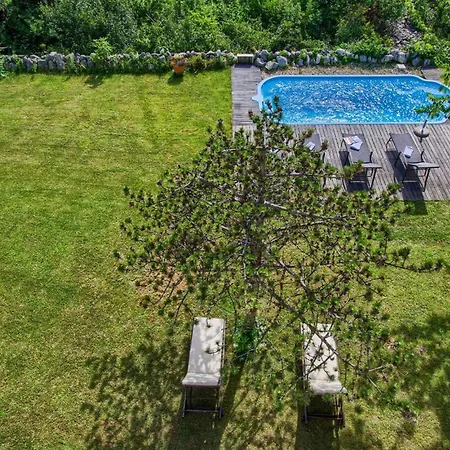 House Iver * Zurkovo